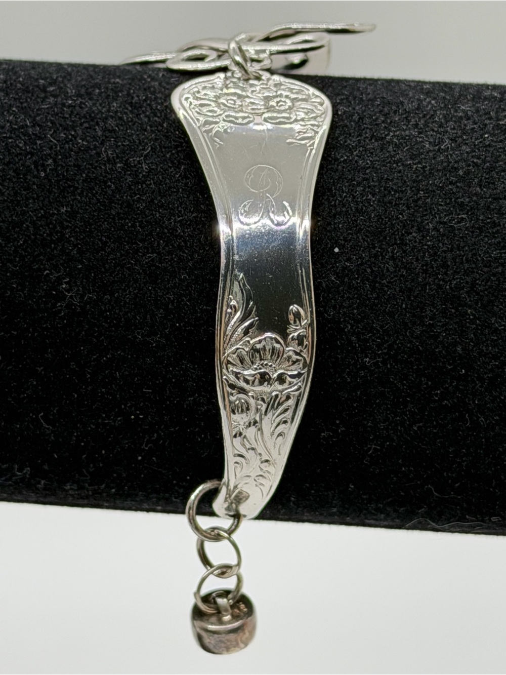 Vintage WM ROGERS MFG CO ORIGINAL Signed Scrolled Cuff Fork Silverware Bracelet - Picture 5 of 7